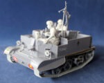 Riich Model 1/35 Universal Carrier Mk.1 w/crew (RV35011) - Image 12