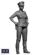 Master Box 1/24 Ashley – Field Interview (MB24027) - Image 4
