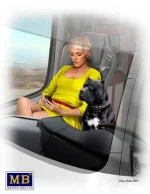 Master Box 1/24 Truckers Series. Joni (Lookout) Johnson & Her Dog Maxx (MB24045) - Image 4