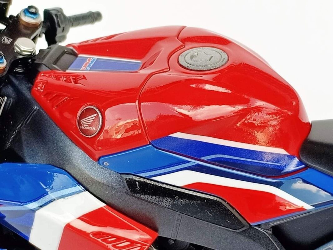 Pro Built Tamiya 1/12 TA14138 Honda CBR1000RR-R FIREBLADE SP#3