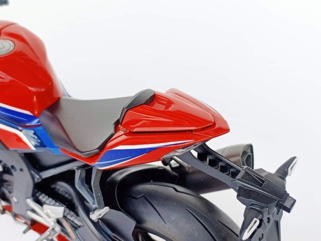 Pro Built Tamiya 1/12 TA14138 Honda CBR1000RR-R FIREBLADE SP#7