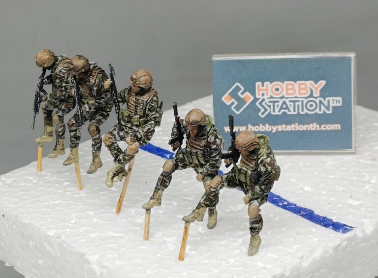 ผลงานทำสีฟิกเกอร์ทหาร 1/35 ในท่าเตรียมพร้อมรบ - บริการ Pro-Built โดย Hobby Stationth