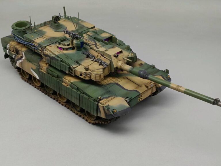 เทคนิค Weathering บนสายพานและล้อกด - บริการทำสีโมเดลรถถัง 1/35