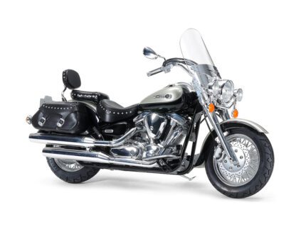 Tamiya 1/12 Yamaha XV1600 Roadstar Custom (TA14135) - TA14135
