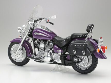 Tamiya 1/12 Yamaha XV1600 Roadstar Custom (TA14135) - TA14135