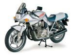 Tamiya 1/6 Suzuki GSX1100S (TA16025) - TA16025