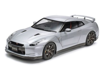 Tamiya 1/24 Nissan GT-R (TA24300) - TA24300