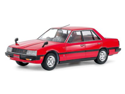 Tamiya 1/24 Nissan Skyline Sedan 2000 Turbo GTE-S (TA24374) - TA24374