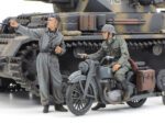 Tamiya 1/35 Panzerkampfwagen IV Ausf G Early Production & Motorcycle Eastern Front (TA25209) - TA25209