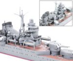 Tamiya 1/700 Japanese Heavy Cruiser Suzuya (TA31343) - TA31343