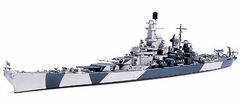 TA31616_1 Tamiya 1/700 U.S. Navy Battleship BB-61 Iowa (TA31616) - TA31616