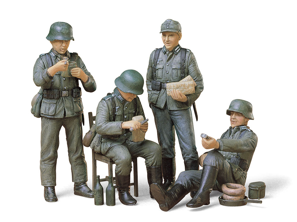 TA35129_1 Tamiya 1/35 German Soldiers At Rest (TA35129) - TA35129