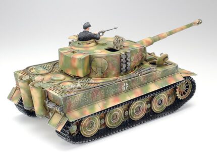 Tamiya 1/35 Tiger I Late Version (TA35146) - TA35146
