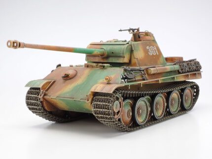 Tamiya 1/35 German Panther Type G (TA35176) - TA35176