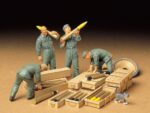 Tamiya 1/35 German Tank Ammo-Loading Crew (TA35188) - TA35188
