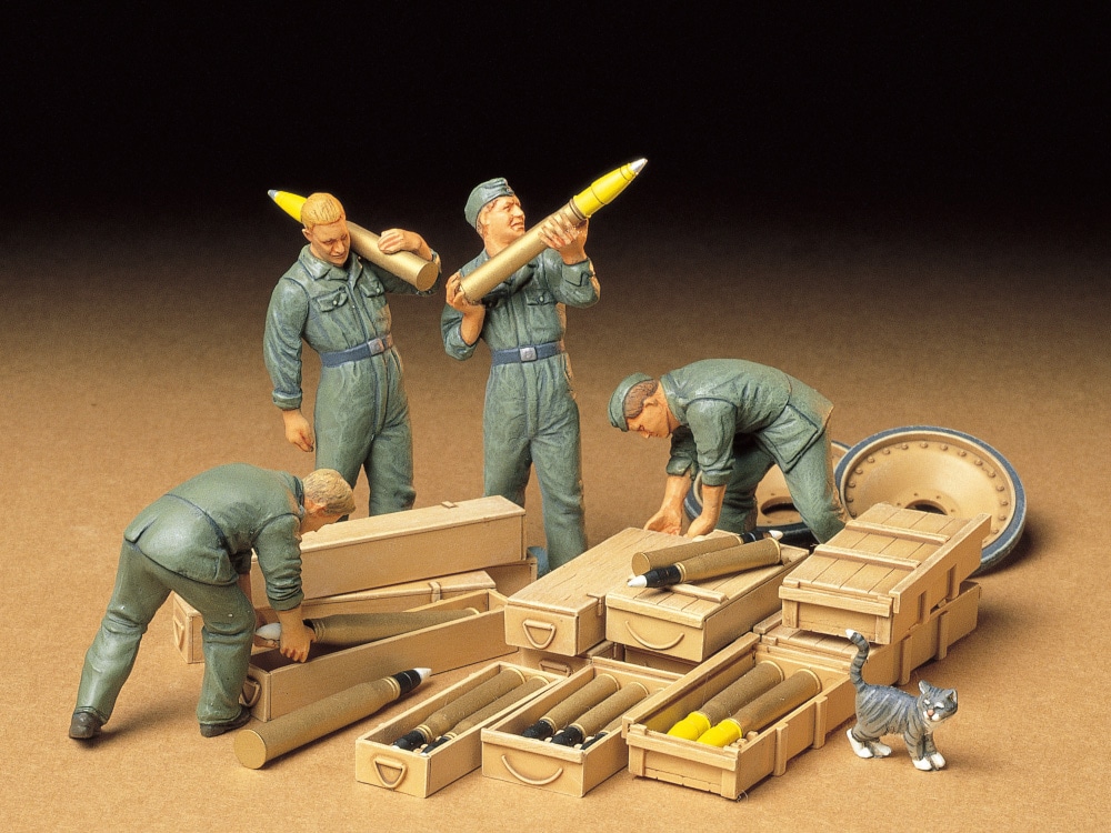 TA35188_1 Tamiya 1/35 German Tank Ammo-Loading Crew (TA35188) - TA35188