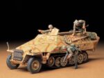 Tamiya 1/35 Sd.Kfz.251/1Av (TA35195) - TA35195