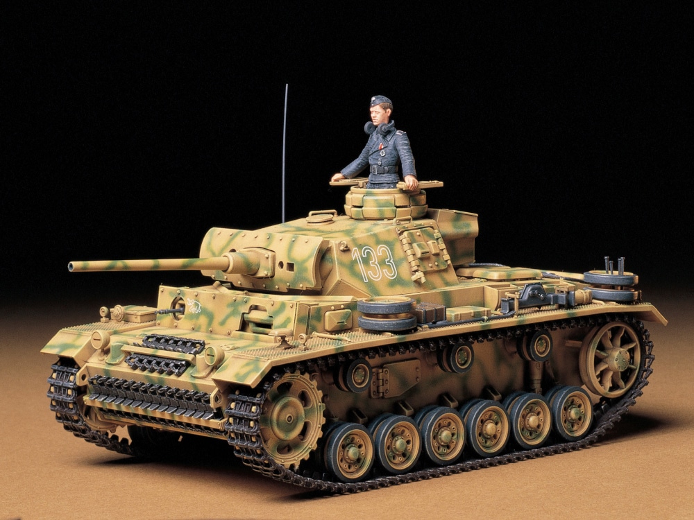 Tamiya 1/35 Panzerkampfwagen III (TA35215) - TA35215