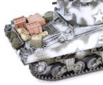 Tamiya 1/35 M4A3 Sherman 105mm Howitzer (TA35251) - TA35251