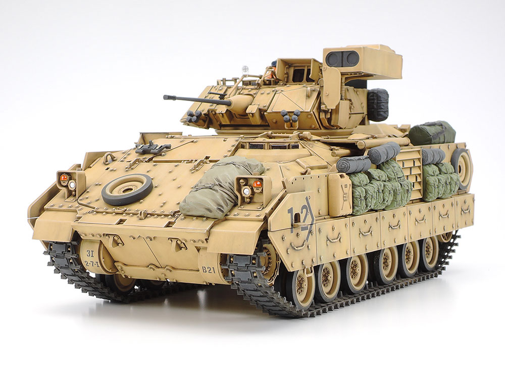 Tamiya 1/35 M2A2 ODS Infantry Fighting Vehicle (TA35264) - TA35264