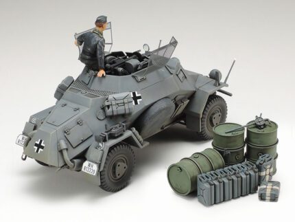 Tamiya 1/35 Sd.Kfz.222 Leichter Panzerspahwagen (TA35270) - TA35270