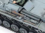 Tamiya 1/35 Sturmgeschütz III Ausf.B (TA35281) - TA35281