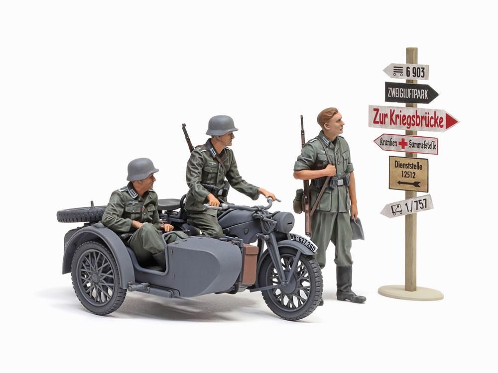 TA35384_1 Tamiya 1/35 KS600 Motorcycle & Sidecar (TA35384) - TA35384