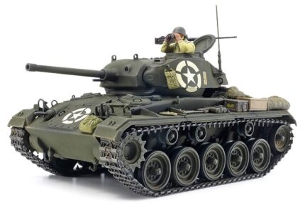 Tamiya 1/35 M24 Chaffee (TA37020) - TA37020
