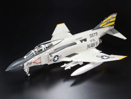 Tamiya 1/32 McDonnell Douglas F-4J Phantom II (TA60306) - TA60306