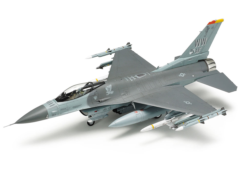 Tamiya 1/72 F-16CJ W/Full Equipment (TA60788) - TA60788