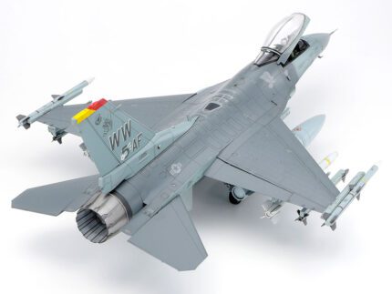 Tamiya 1/48 F-16CJ Fighting Falcon (TA61098) - TA61098
